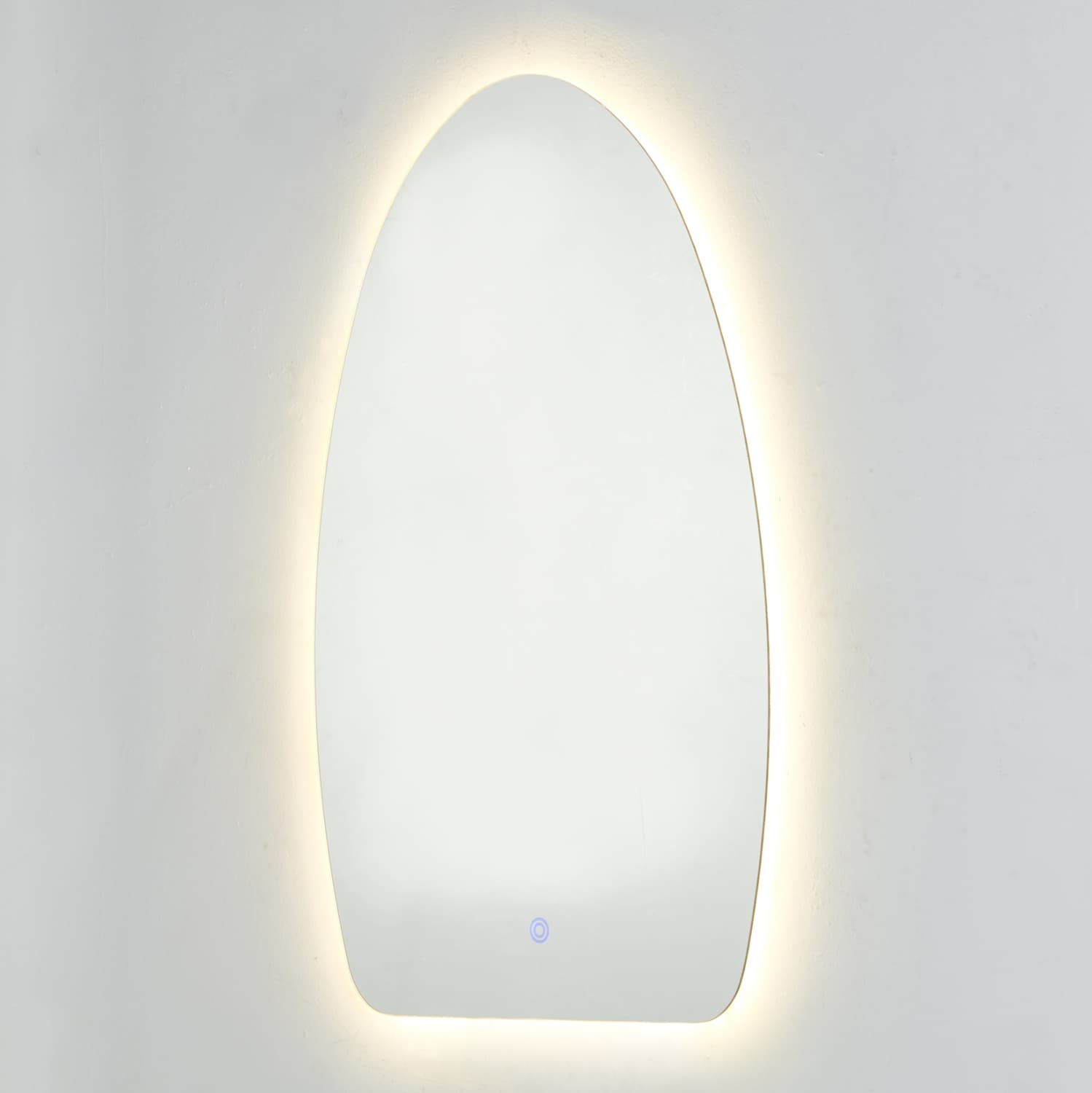 ЅИДНО ОГЛЕДАЛО СЕРИЈА TORCH БЕЗ РАМКА СО ЛЕД ПОЗАДИНСКО ОСВЕТЛУВАЊЕ 48,5x79Hcm.